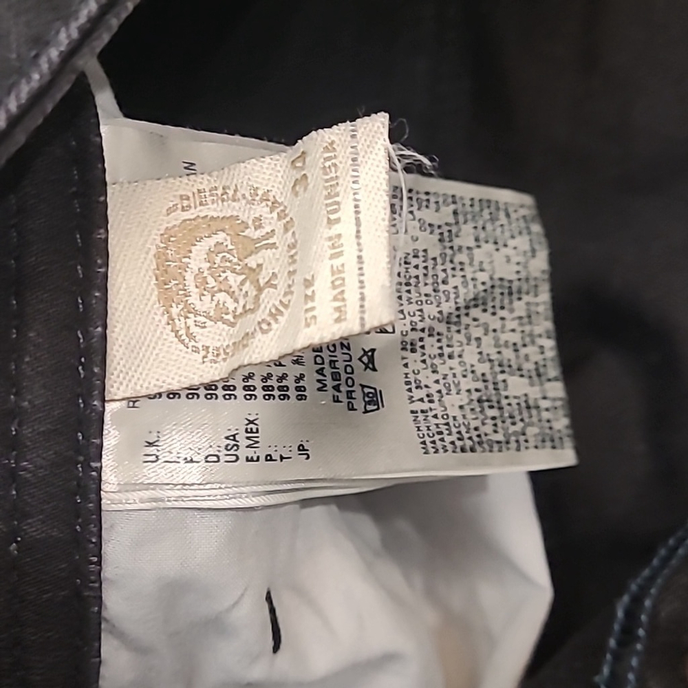 Diesel Men’s Black Slim Jeans - Picture 8 of 11